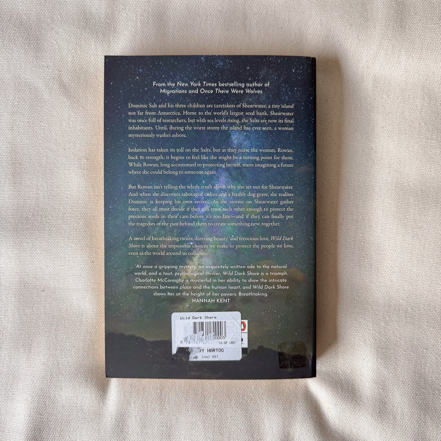 Wild Dark Shore - Charlotte McConaghy