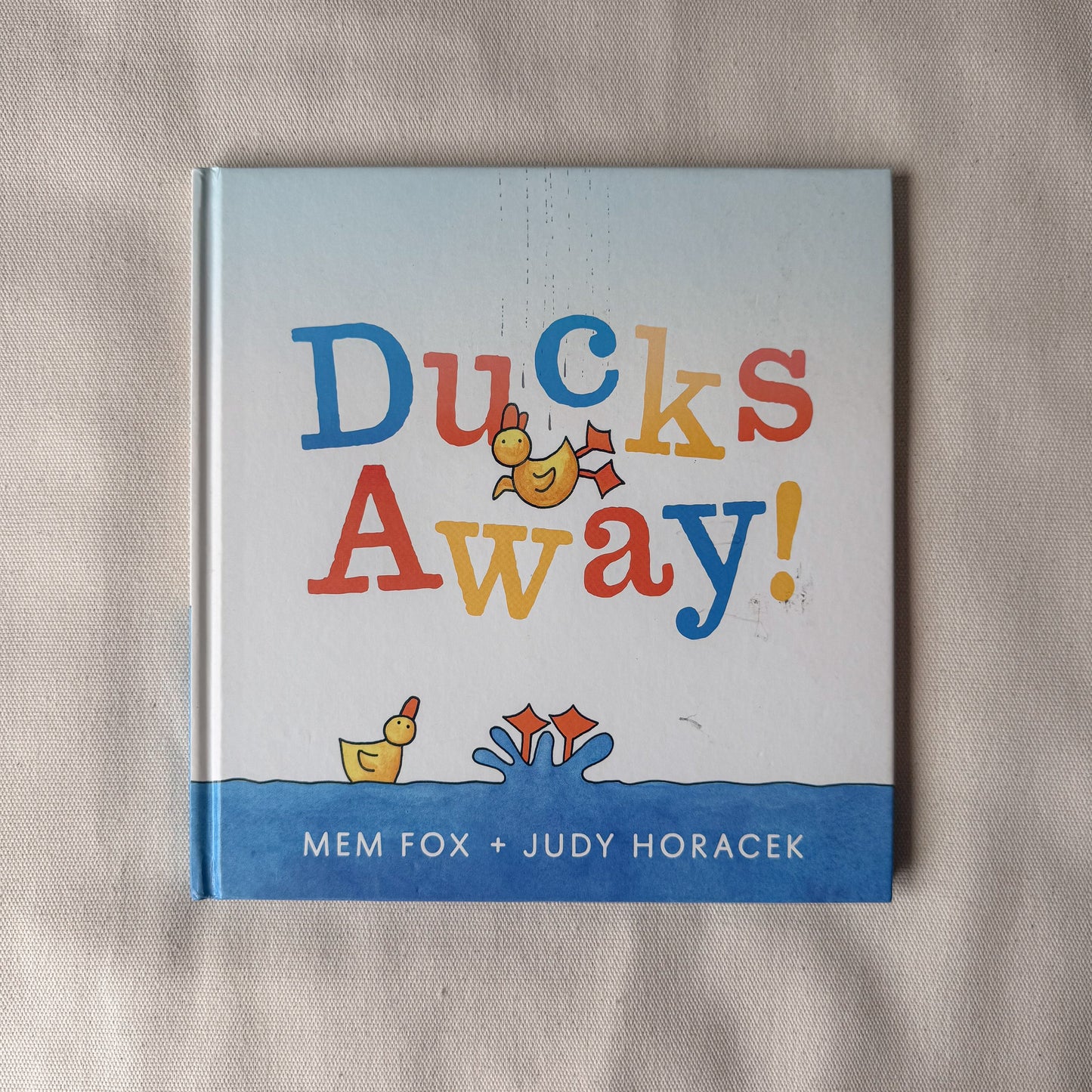 Ducks Away - Mem Fox