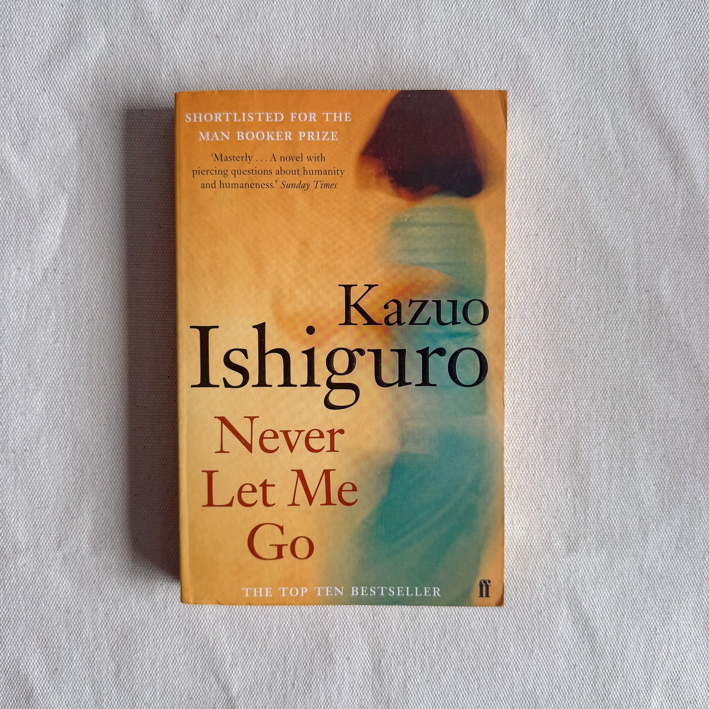 Never Let Me Go - Kazuo Ishiguro
