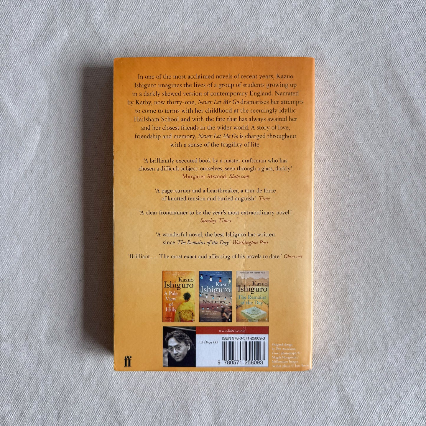 Never Let Me Go - Kazuo Ishiguro